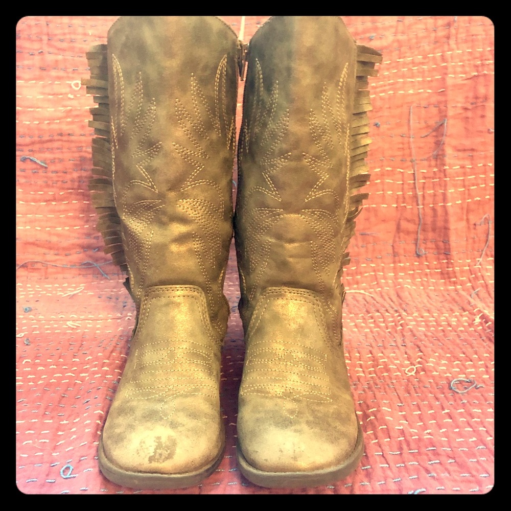 Fun Fringe Boots